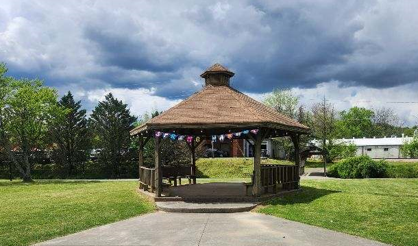 Enlarge facility Visual 4