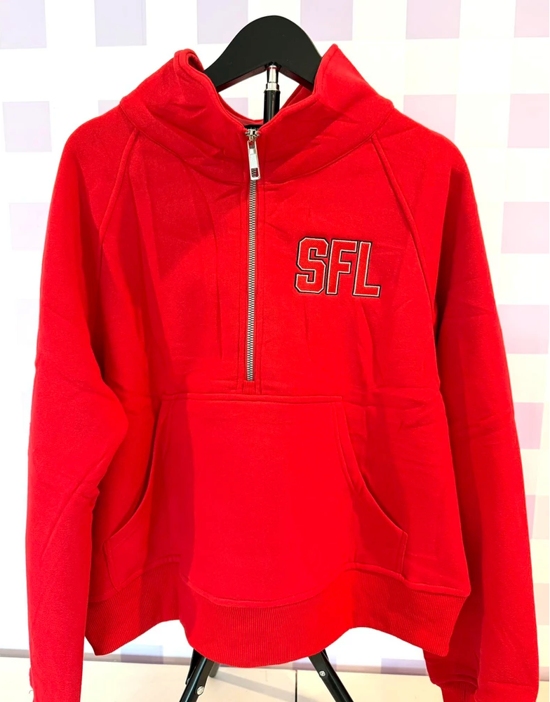 Huddling in a youth soccer match