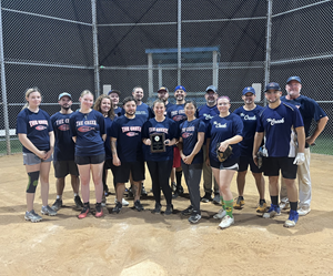 Presentational FREE AGENT SIGNUP 2026 visual